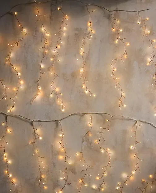 Stargazer Twinkling Icicle Light Strand